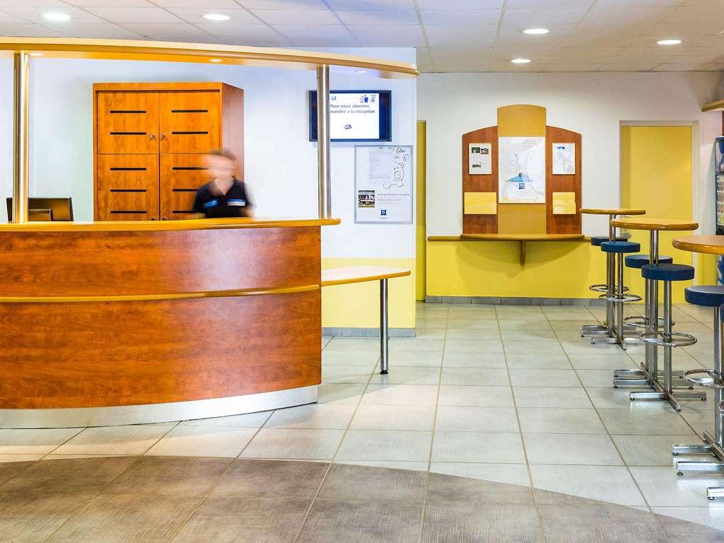 Ibis Budget Toulouse Centre Gare Bagian luar foto